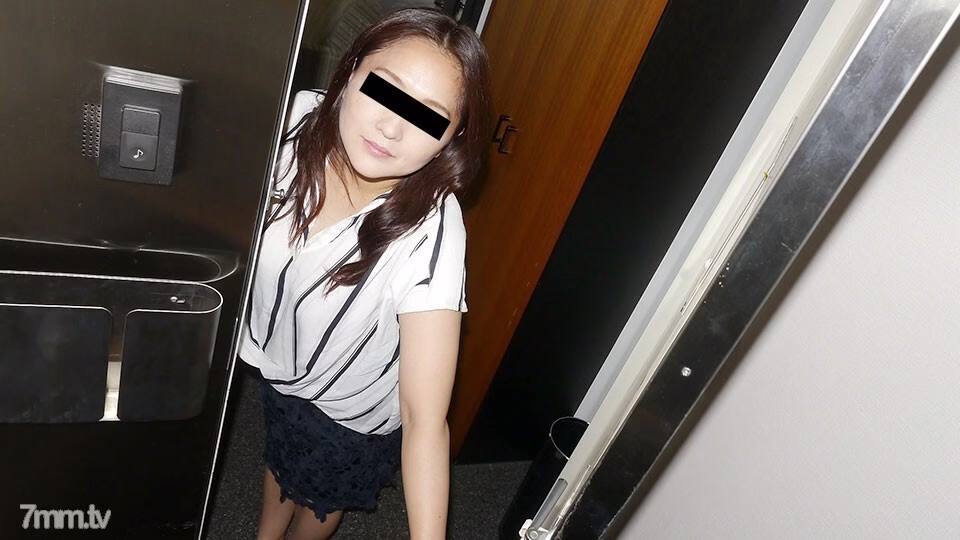 061319-111 แม่บ้าน อานม้า ~ อกใหญ่ ภรรยา อกเกิน 100 ซม. ~