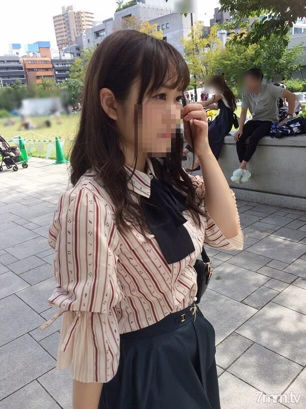 FC2-PPV-1242531 ไอดอลคัพ G วัย 18 เพลย์โกธิคถ่ายส่วนตัวลับ