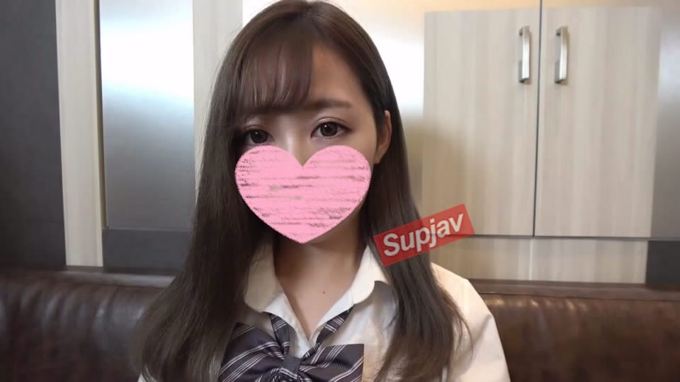 FC2-PPV-1424109 ถ่ายรูปครั้งแรก♥ เธอจะเปลี่ยนงานจากร้านมันสำปะหลังได้ไหม 149/40☆ ด้วยใบหน้าเล็กๆ และดวงตาที่ชุ่มชื้นใหญ่กว่ามันสำปะหลัง เธอจ้องมองคุณและ