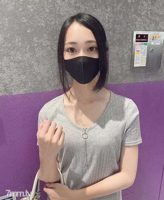 FC2-PPV-3113633 หญิงสาวผิวขาวสูงเพรียวขี้อายชอบวิ่ง ลดเหลือ 1480
