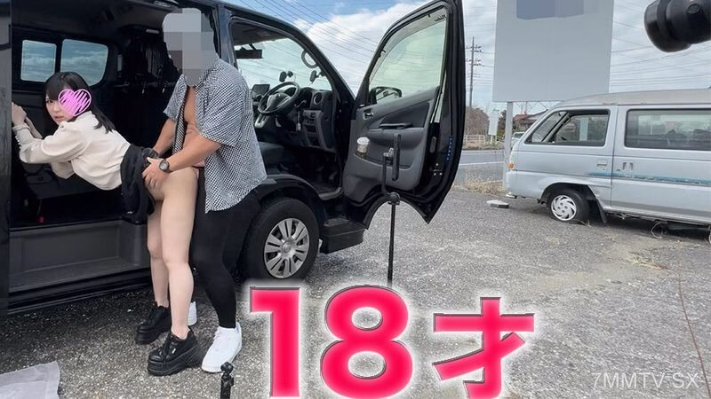 FC2-PPV-4328059 สาว 18 นักศึกษา สาวใช้สำนักงาน รักแรก