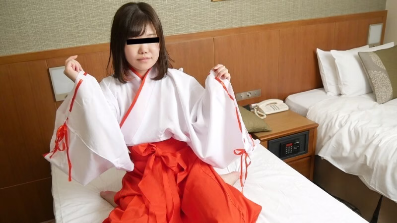 MUSUME-011022_01 ถึงแม้ว่าเธอจะเป็นสาวศาลเจ้าที่กระตือรือร้น แต่เธอก็ไม่ใช่สาวพรหมจารี ดังนั้นเราจึงฉีดน้ำอสุจิจากช่องคลอดให้เธอเป็นการลงโทษ