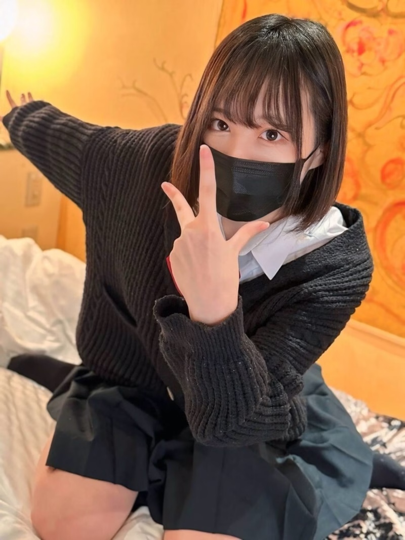 FC2-PPV-4568549 ไอดอลท้องถิ่นโอตาคุ มุมมองบุคคลที่หนึ่ง ครีมพายไอเทมพิเศษ