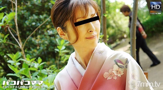 082812-726 เมียใหม่ใส่กิโมโนหน้าตาดีเป็นสาวสวยหน้าอกใหญ่