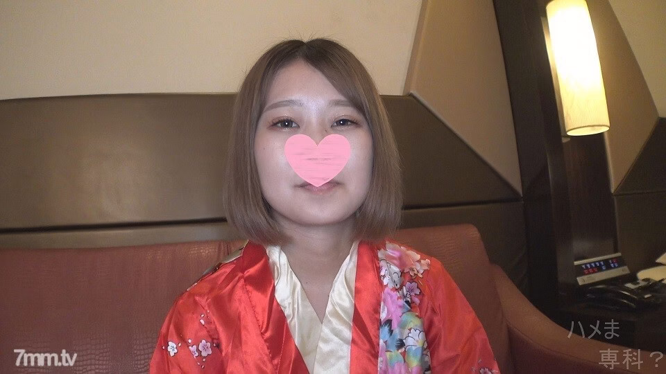 FC2-PPV-2351690 Ku-chan สาวเล็ก 150ซม.