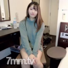 FC2-PPV-2525768 สาวบ้านนอกคล้ายกราเวียร์ ร้านสะดวกซื้อนิอิงาตะ แตกในครั้งแรก