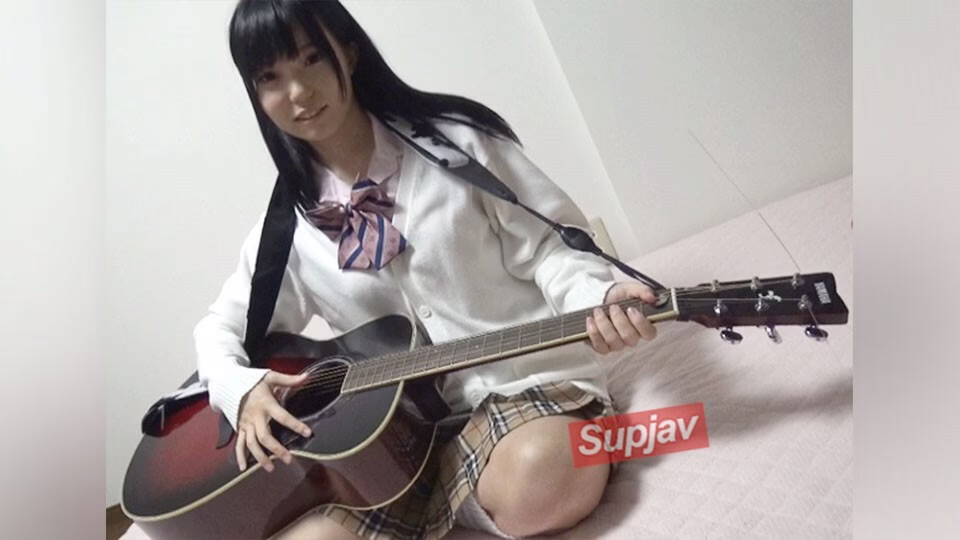 FC2-PPV-365418 [3 อันดับนักร้องกีตาร์หญิงยอดนิยมแห่งยุค 2000] YUI, miwa อีกคนนึงคือใคร [ใช่]