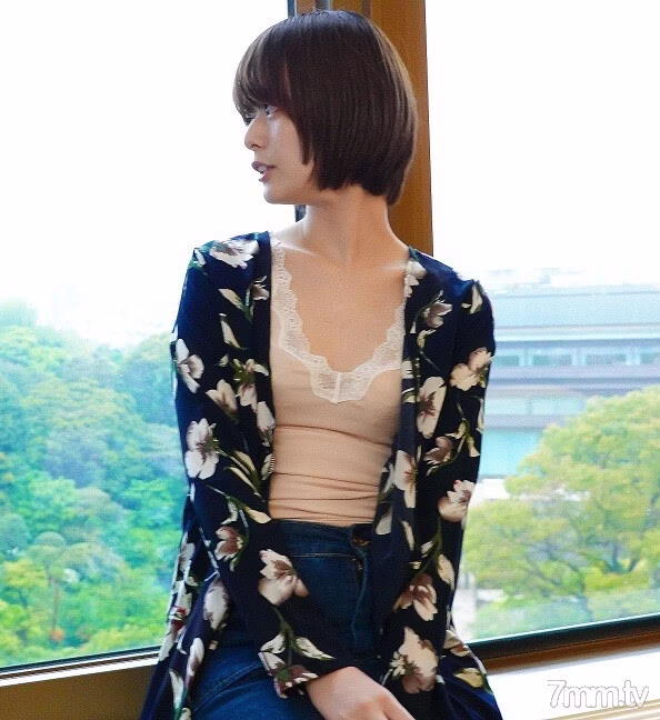 FC2-PPV-1513209 นางแบบสาวโตเกียววัย 19 ปี ใส่แล้วตาย เปิดเผยทุกซอกมุม