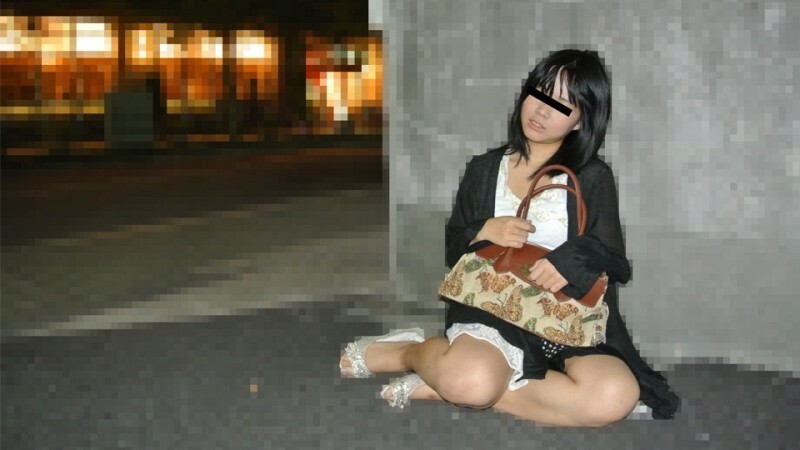 MUSUME-011223_01 เด็กสาวน่ารักถูกถ่ายภาพริมถนนกลางคืน