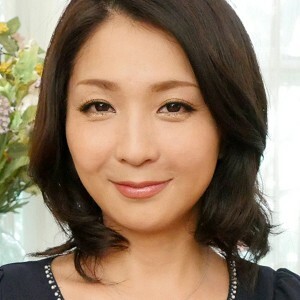 KAKU-117 ชิโฮริ